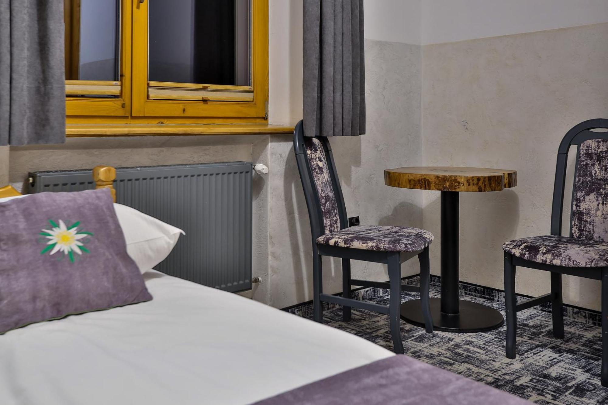Swarna Wynajem Pokoi Apartment Zakopane Ngoại thất bức ảnh